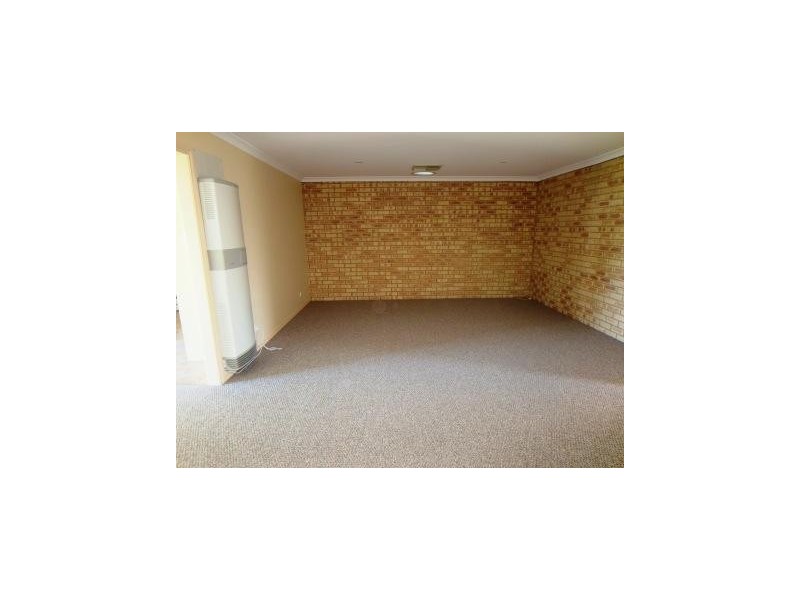 1/326 Shirleen Crescent, Lavington NSW 2641