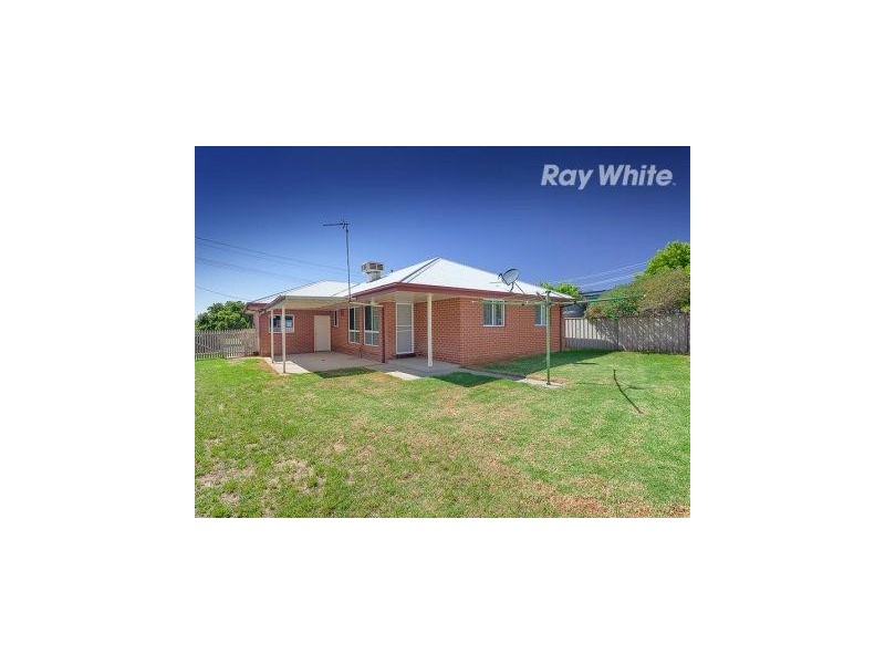 873 Tenbrink Street, Albury NSW 2640
