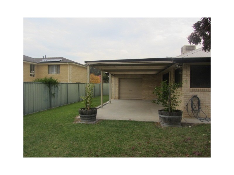 77 The Avenue, Thurgoona NSW 2640