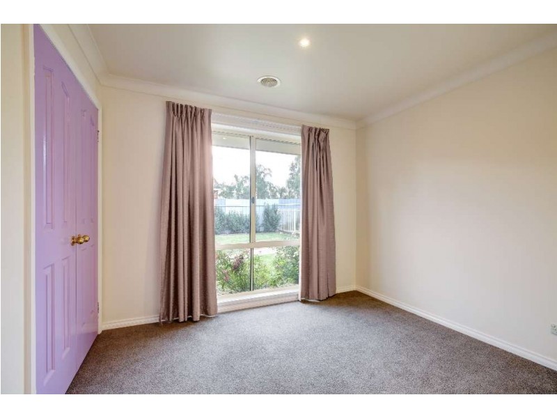 43 Saville Avenue, Lavington NSW 2641