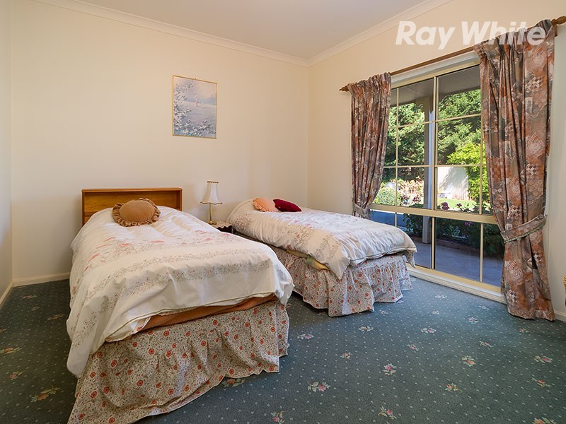 194 Bank Street, Howlong NSW 2643