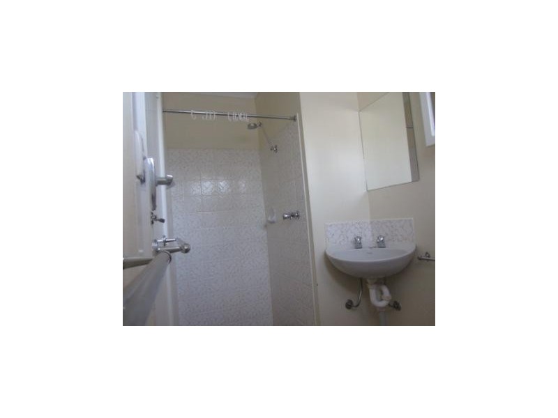 3/451 Rose Street, Lavington NSW 2641