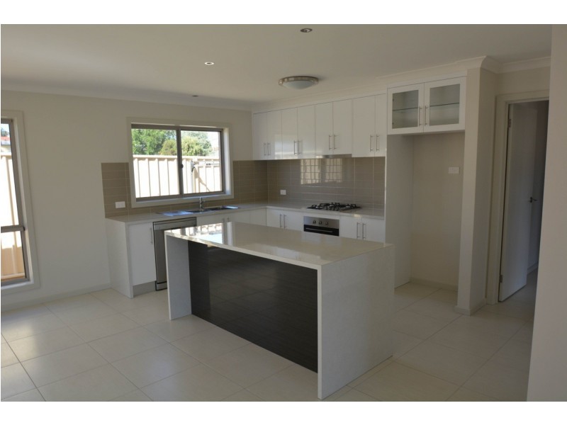 1/9 Donnolley Court, Lavington NSW 2641