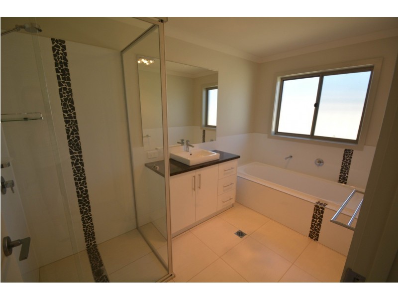 1/9 Donnolley Court, Lavington NSW 2641