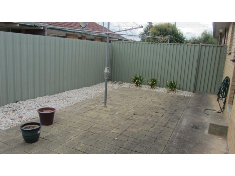 2/452 Kotthoff Street, Lavington NSW 2641