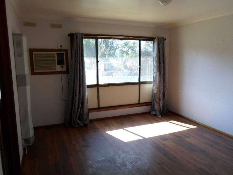 8 Cassia Street, West Albury NSW 2640