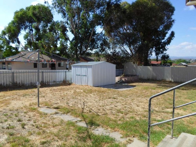 8 Cassia Street, West Albury NSW 2640