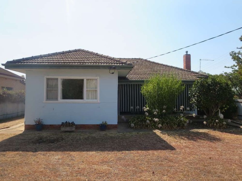24 Fraser Street, Culcairn NSW 2660