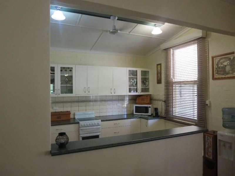 1 Edward Street, Culcairn NSW 2660