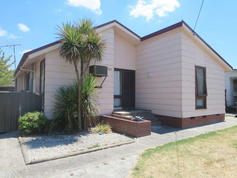 323 Turner Street, Lavington NSW 2641