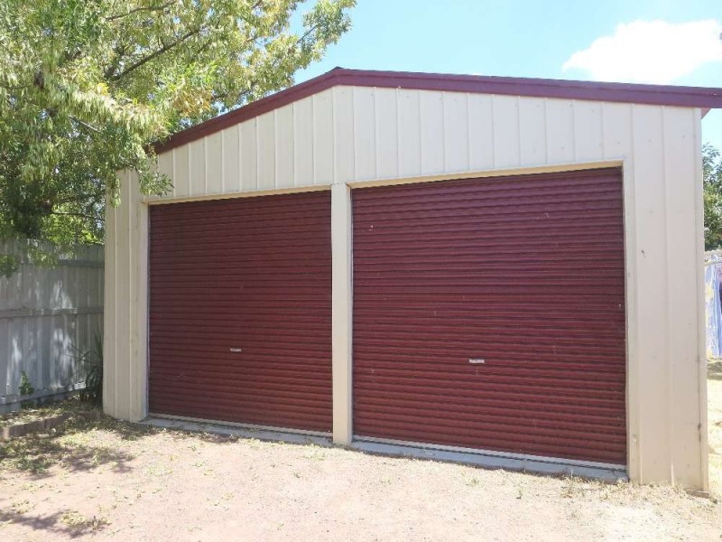 323 Turner Street, Lavington NSW 2641