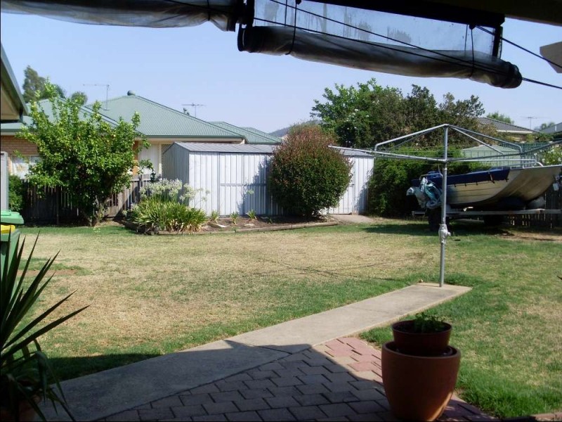 1 Denny Court, Thurgoona NSW 2640