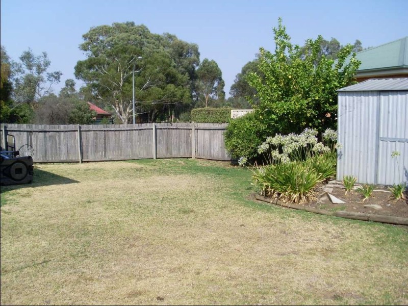 1 Denny Court, Thurgoona NSW 2640