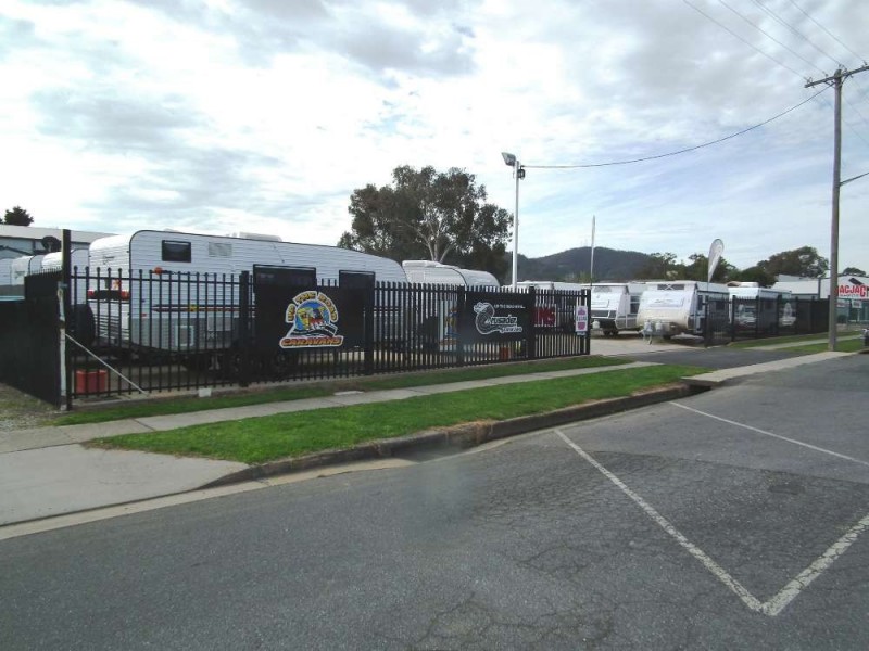 459 – 461A Wagga Road, Lavington NSW 2641