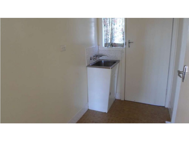 4/451 Rose Street, Lavington NSW 2641