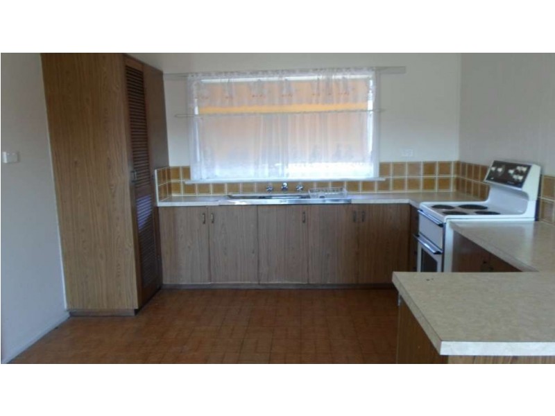 1/307 Vickers Road, Lavington NSW 2641