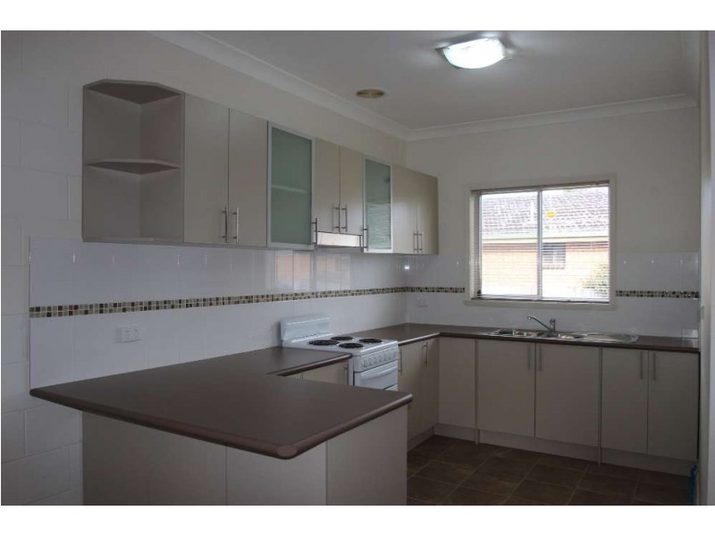 3/461 Douglas Road, Lavington NSW 2641