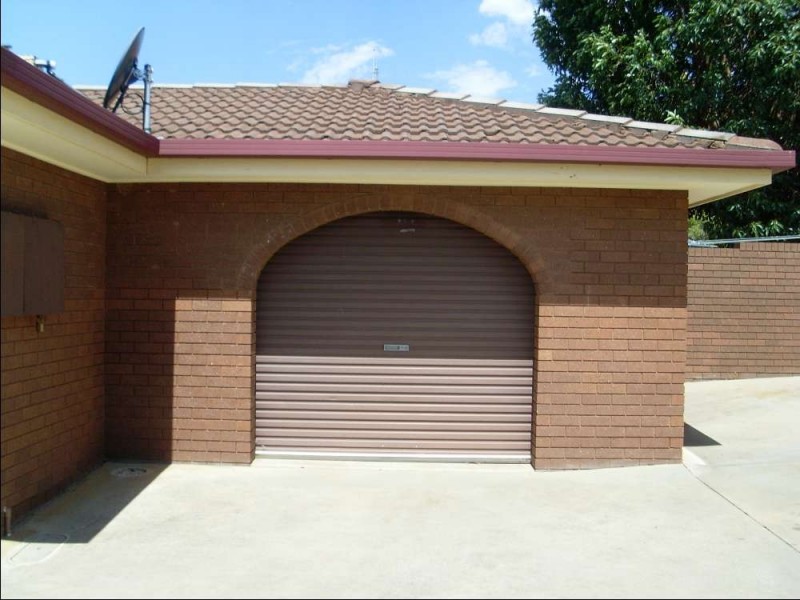 1/275 Vickers Road, Lavington NSW 2641