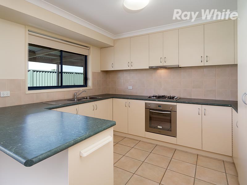 1/8 Hall Court, Howlong NSW 2643