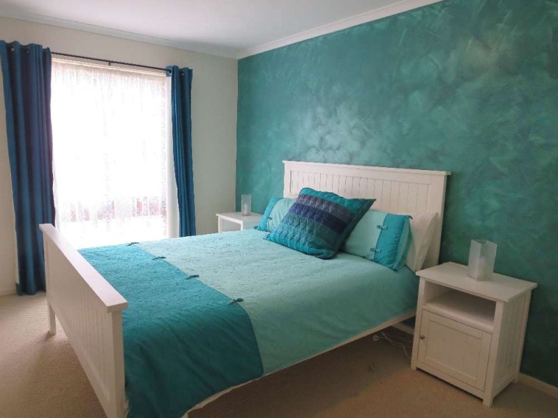 279 Tracy Street, Lavington NSW 2641