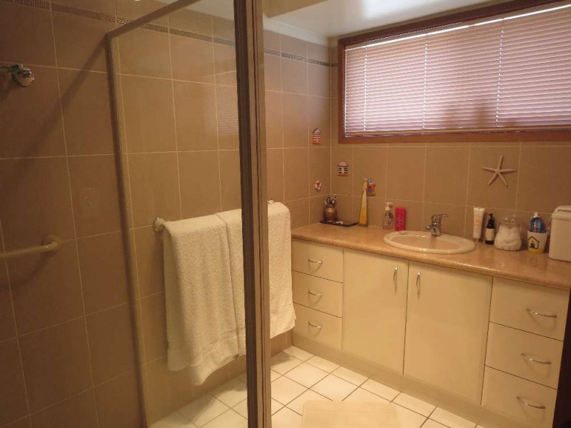 3 Doongan Place, West Albury NSW 2640