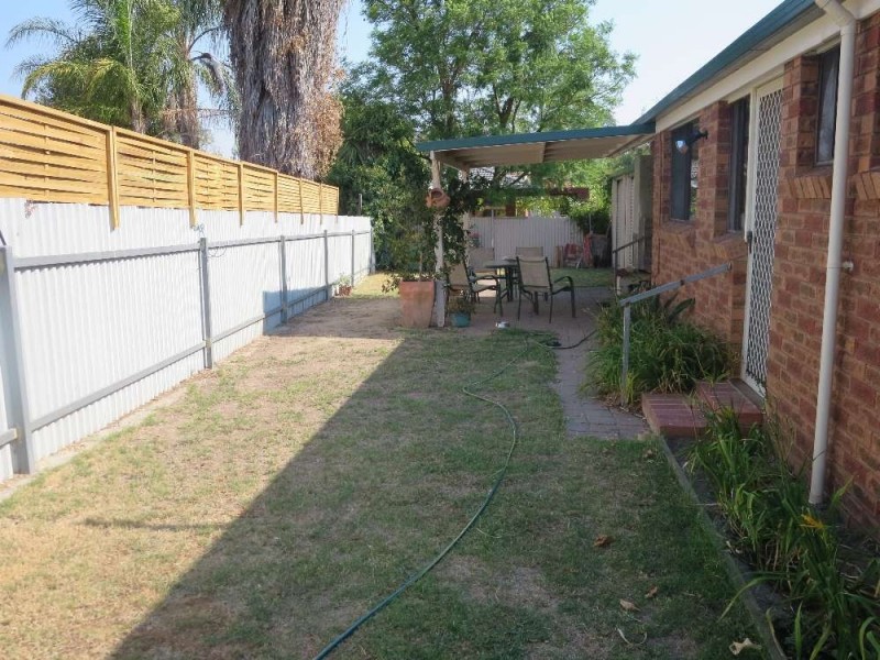 3 Doongan Place, West Albury NSW 2640