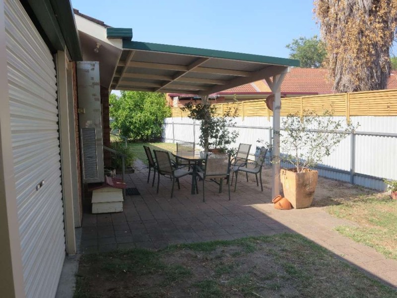 3 Doongan Place, West Albury NSW 2640