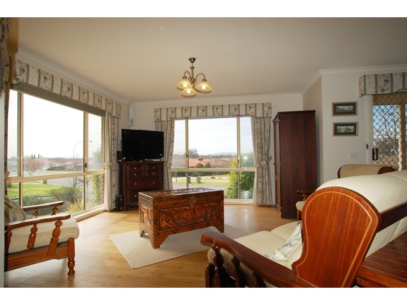 55 Grandview Terrace, East Albury NSW 2640