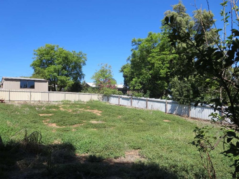 443 Percy Street, East Albury NSW 2640