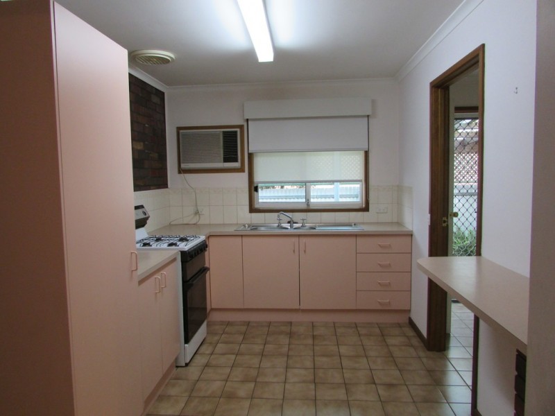 2/748 East Street, East Albury NSW 2640