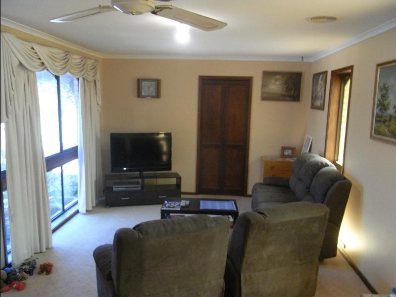 106 Pell Street, Howlong NSW 2643