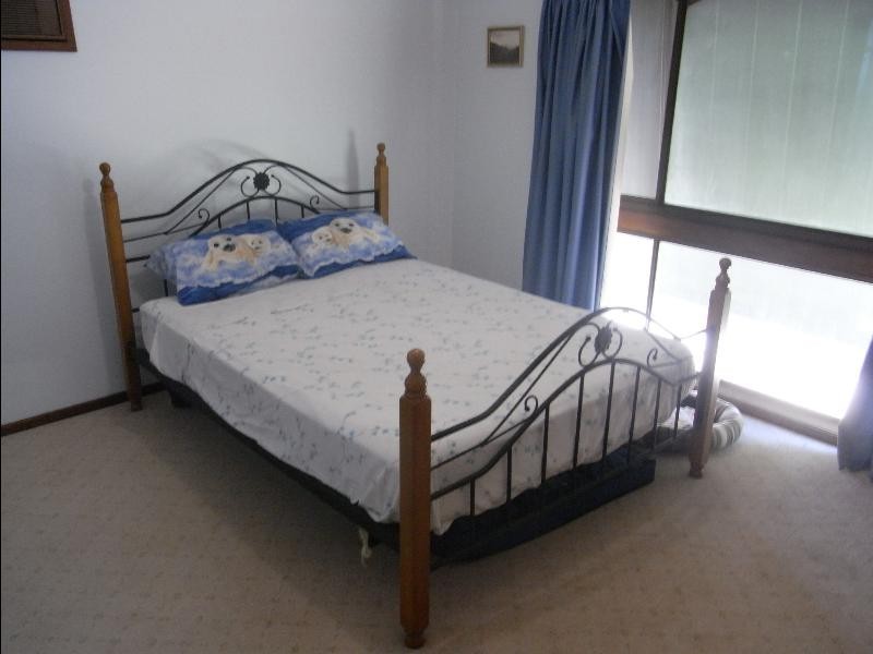 106 Pell Street, Howlong NSW 2643