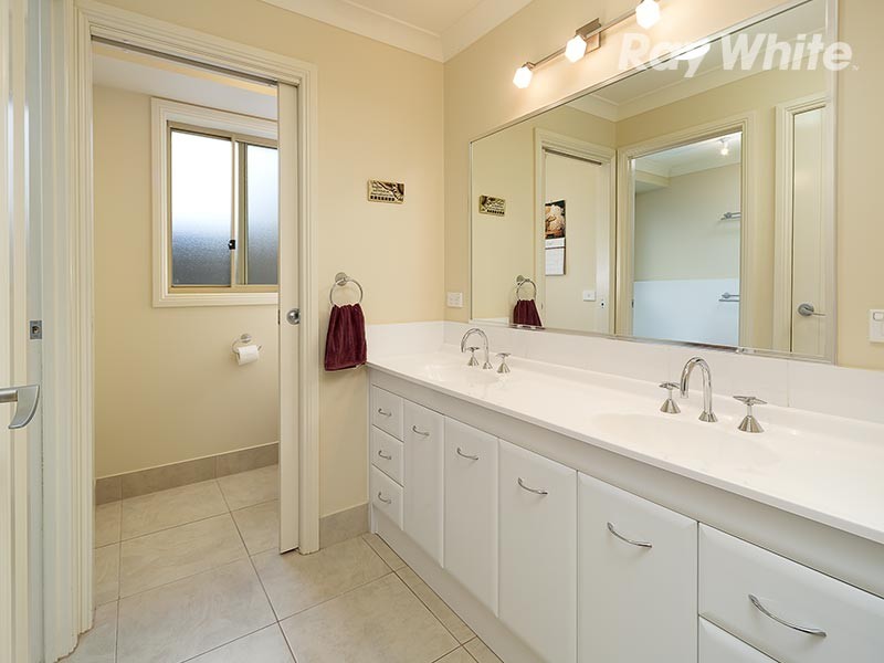 12 Redbox Drive, Thurgoona NSW 2640
