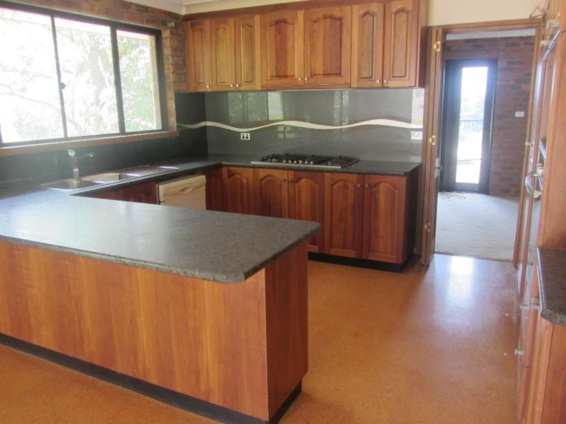 418 Reservoir Road, Lavington NSW 2641