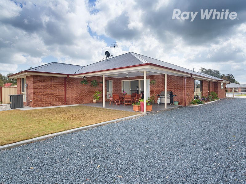 176 Clarke Street, Howlong NSW 2643