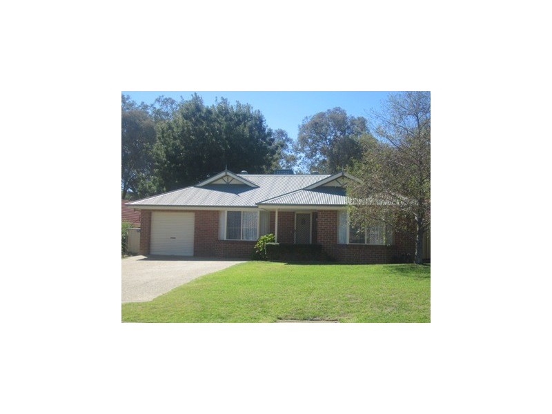 35 Alawarra Road, Springdale Heights NSW 2641