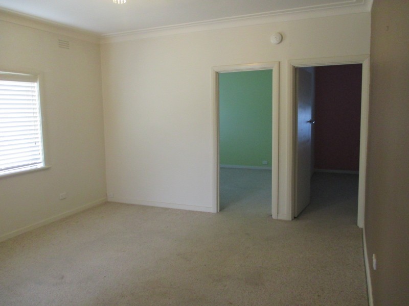 357 Wahroonga Road, Lavington NSW 2641