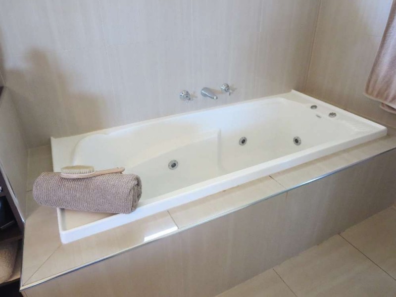 213 Mount Street, East Albury NSW 2640