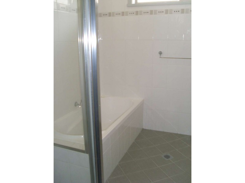 203 Kooba Street, North Albury NSW 2640