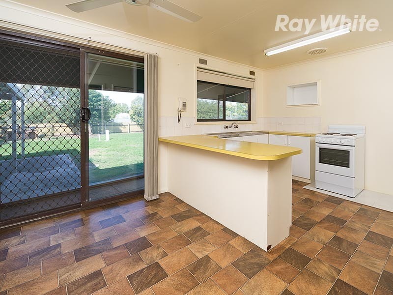 106 Pearce Street, Howlong NSW 2643