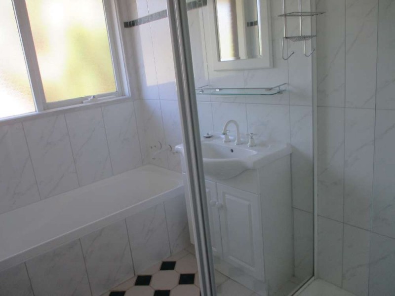 4 Buronga Drive, Springdale Heights NSW 2641