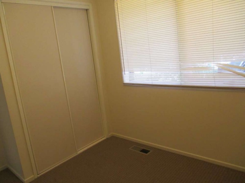 4 Buronga Drive, Springdale Heights NSW 2641