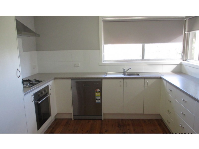 321 Chambers Avenue, East Albury NSW 2640