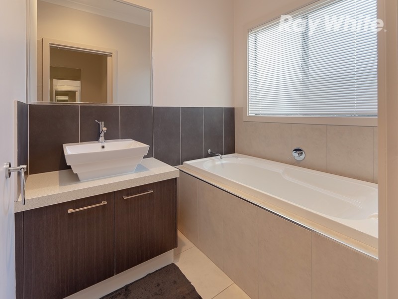 603 Hague Street, Lavington NSW 2641