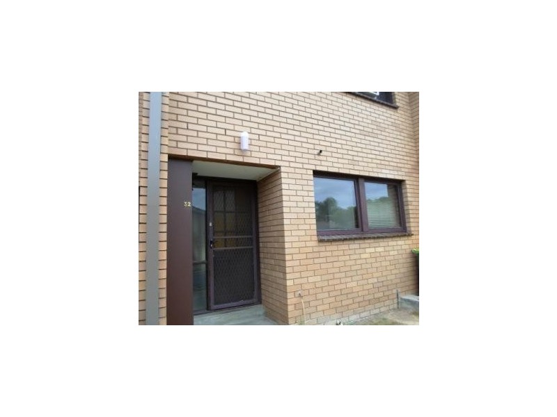 32/588 Oliver Street, Lavington NSW 2641