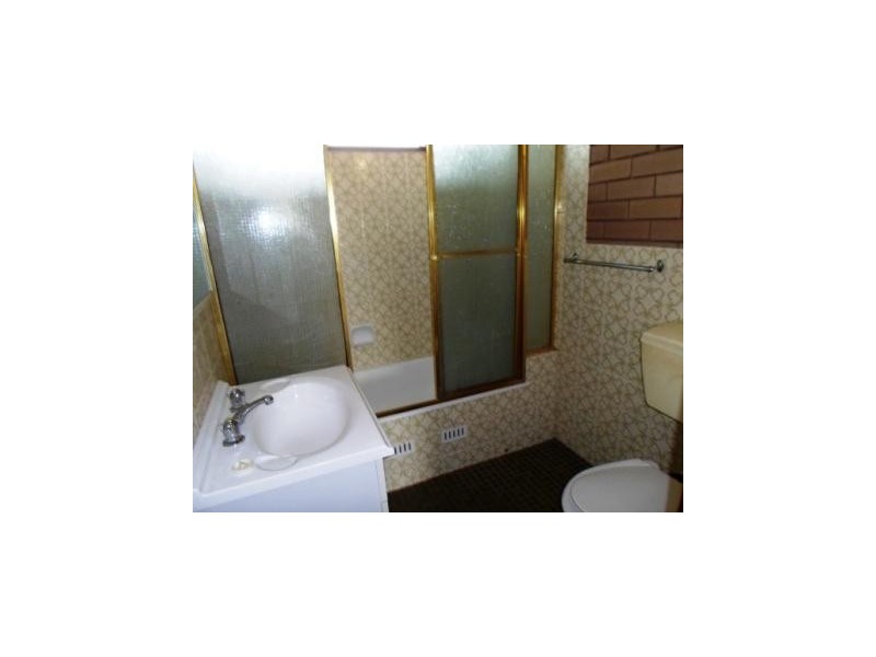 32/588 Oliver Street, Lavington NSW 2641