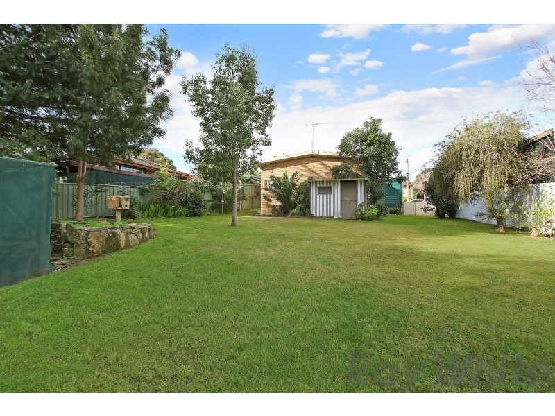 425 Dale Crescent, Lavington NSW 2641