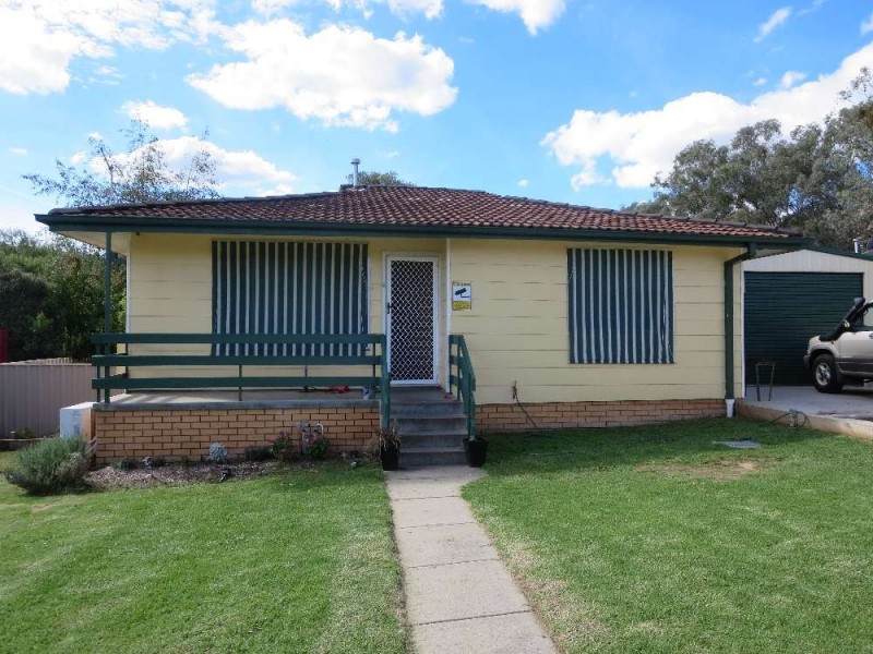 3 Grevillea Place, West Albury NSW 2640