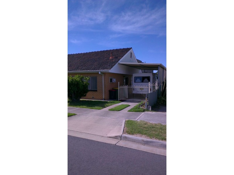 4/359 Tarakan Avenue, North Albury NSW 2640