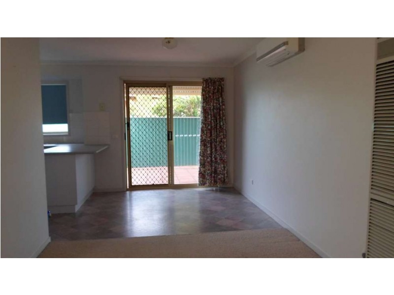 1/34 Saville Avenue, Lavington NSW 2641